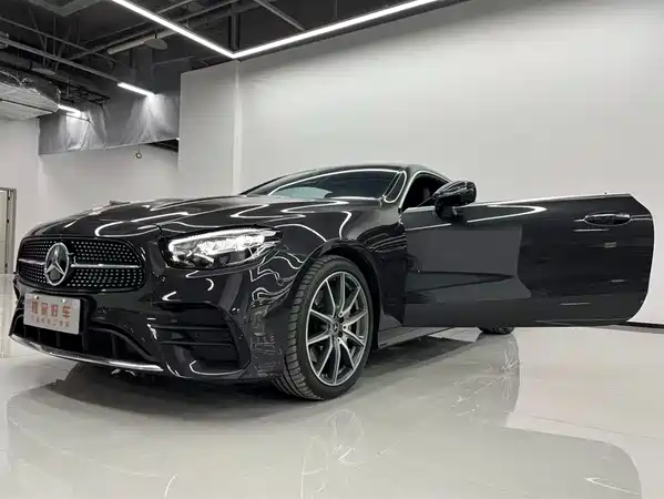 Mercedes-Benz E-Class 2024