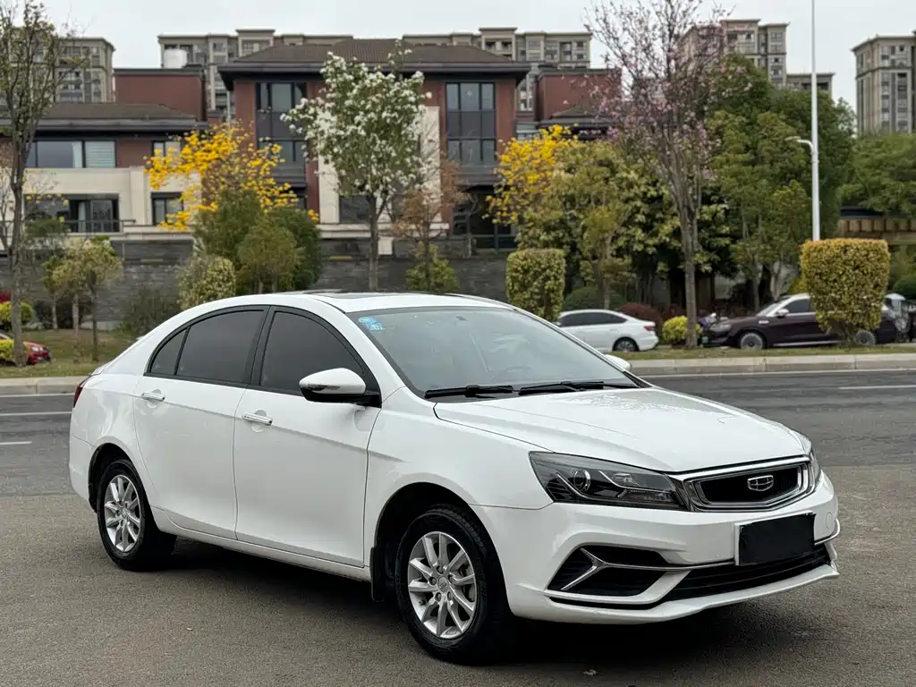Geely Emgrand 2020 — фото 3