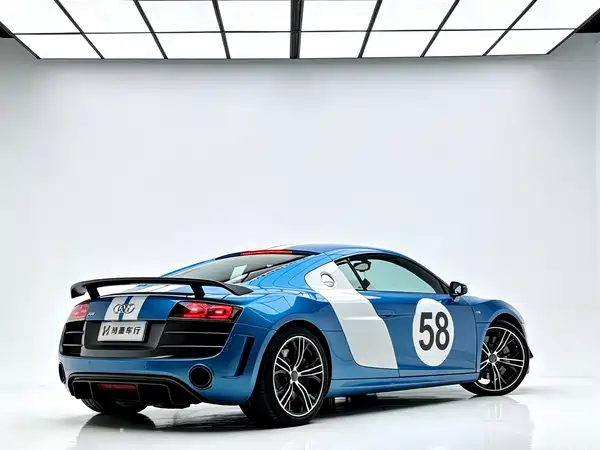 Audi R8 2014