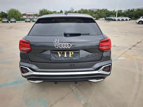 Audi Q2L 2024