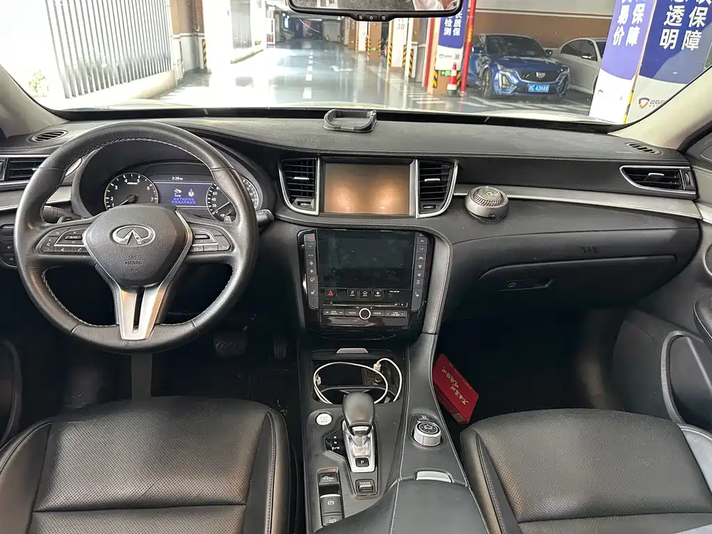 Infiniti QX50 2019 — фото 10