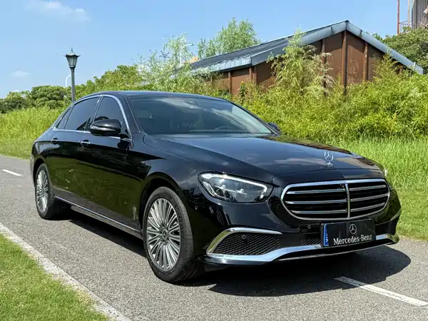 Mercedes-Benz E-Class 2021