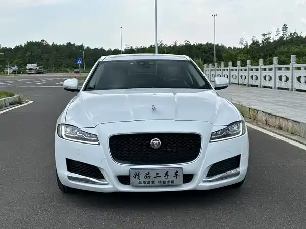 Jaguar XEL 2018