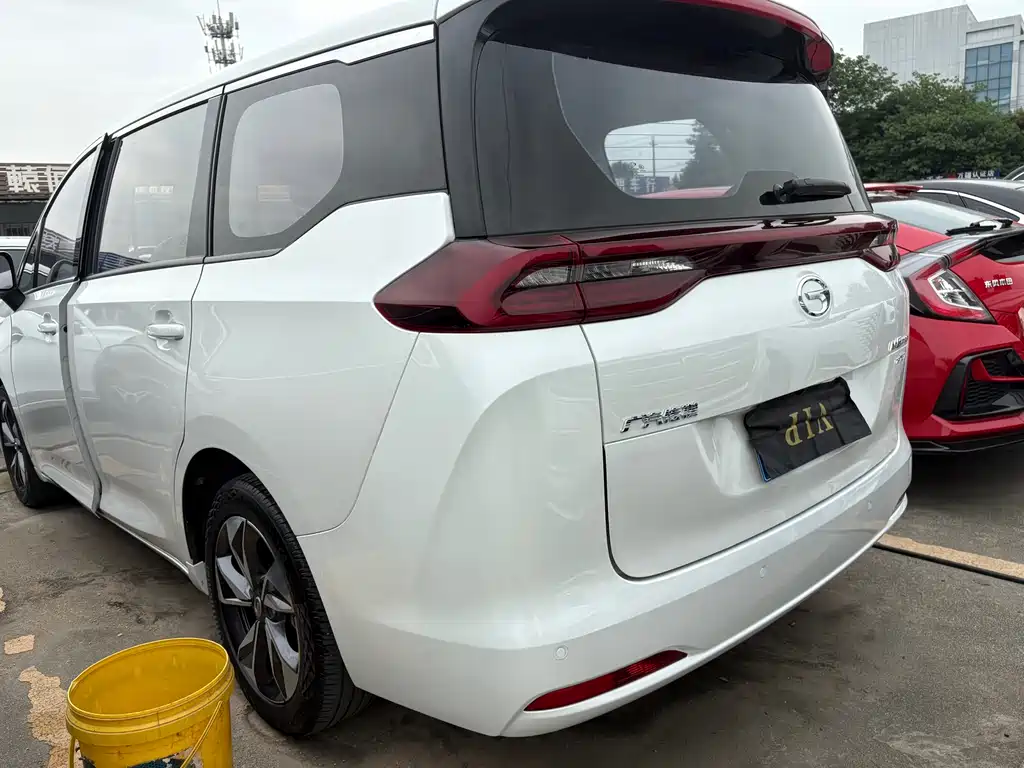GAC Motor Trumpchi M6 2023 — фото 7