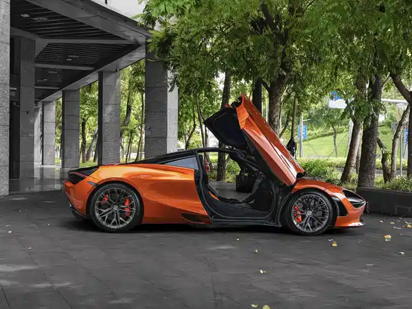 McLaren 720S 2018