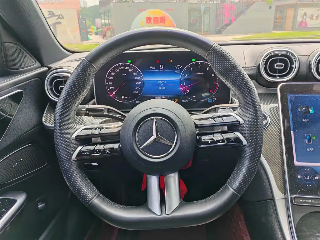 Mercedes-Benz C-Class 2023 — фото 12