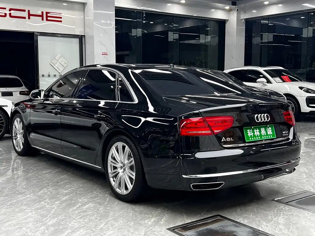 Audi A8 2014