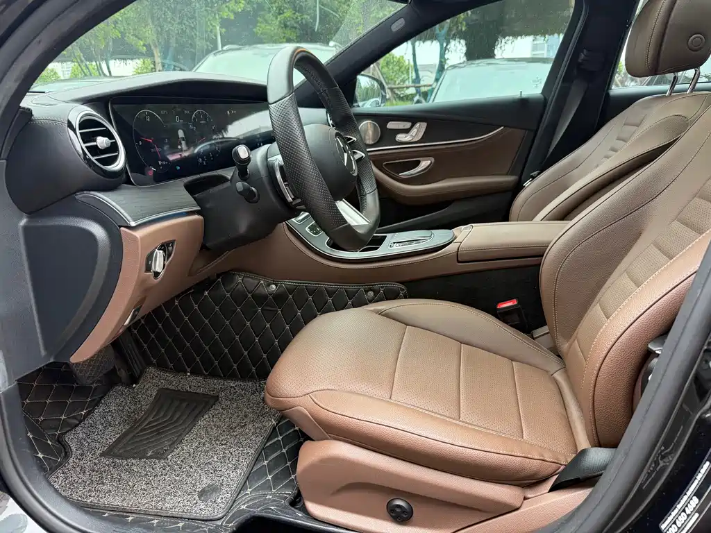 Mercedes-Benz E-Class 2022 — фото 3