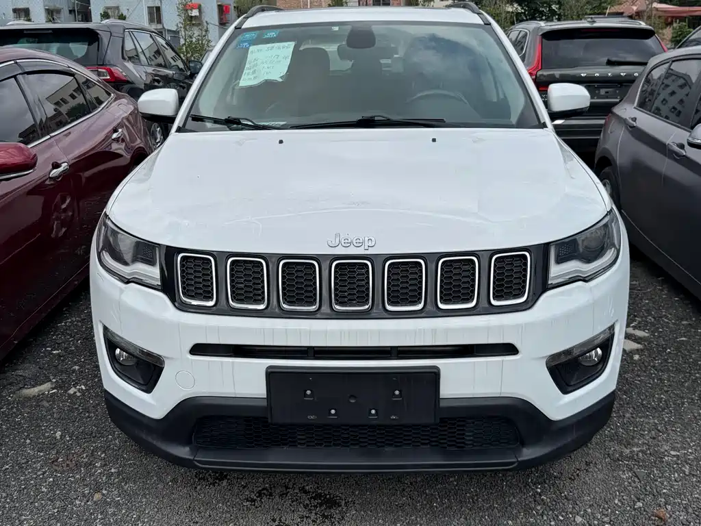 Jeep Compass 2017 — фото 2