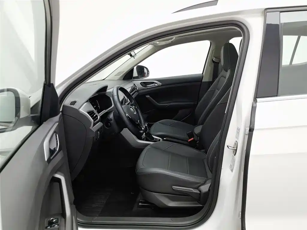 Volkswagen T-Cross 2021 — фото 10