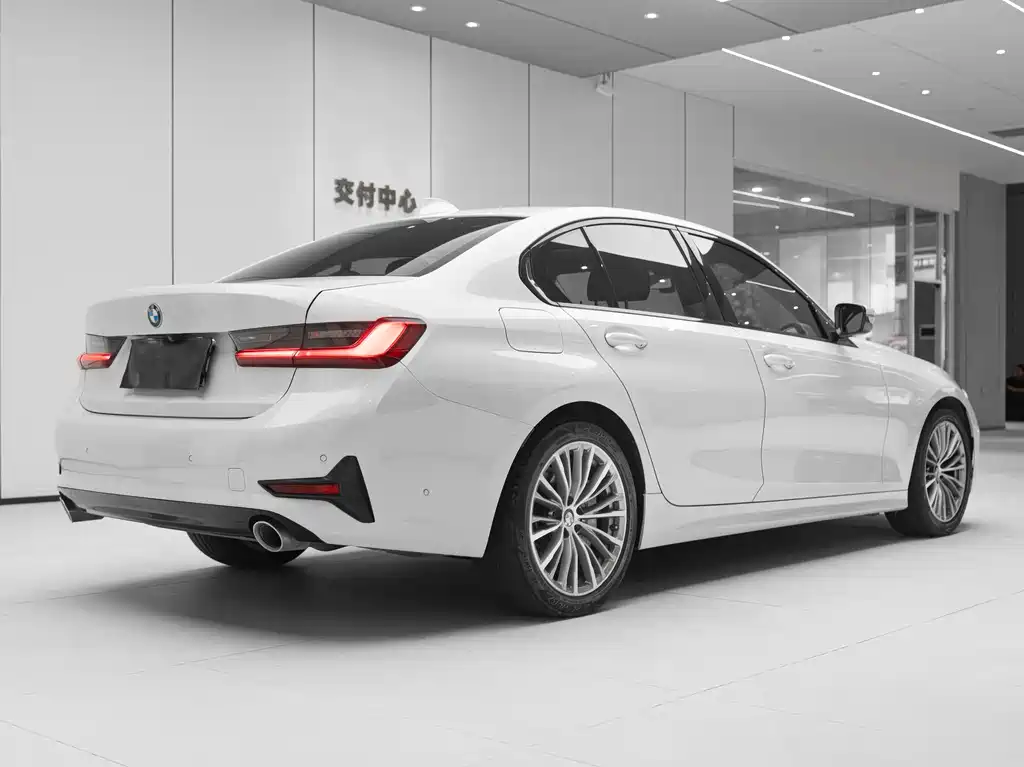 BMW 3 Series 2020 — фото 3