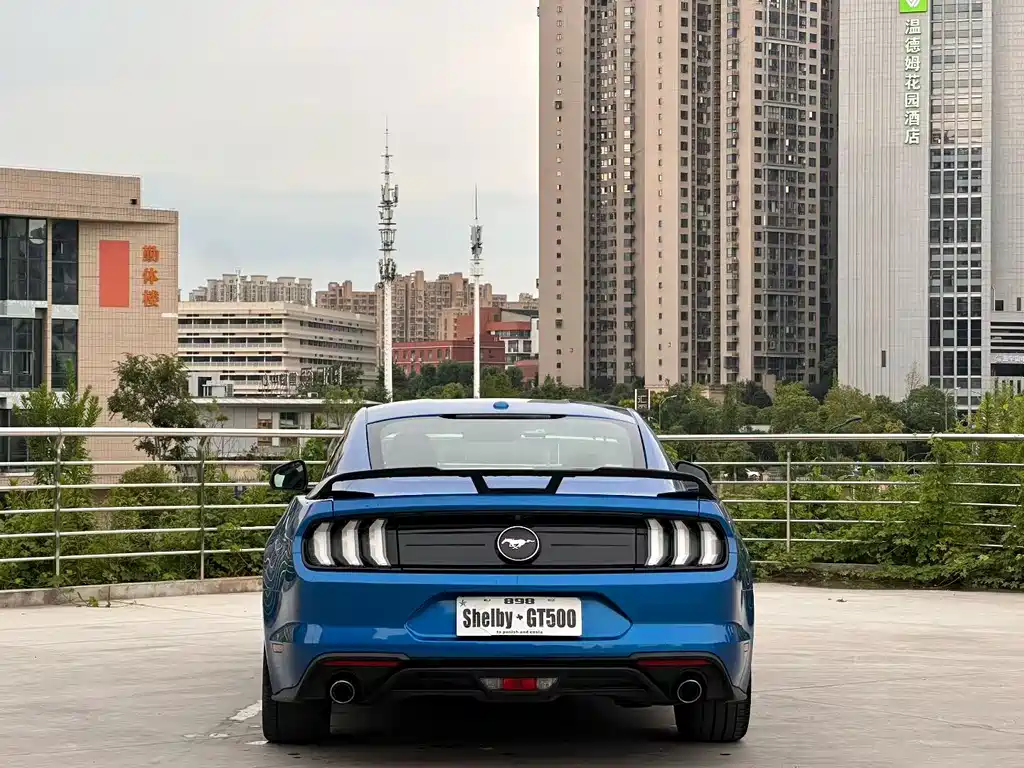 Ford Mustang 2020 — фото 8
