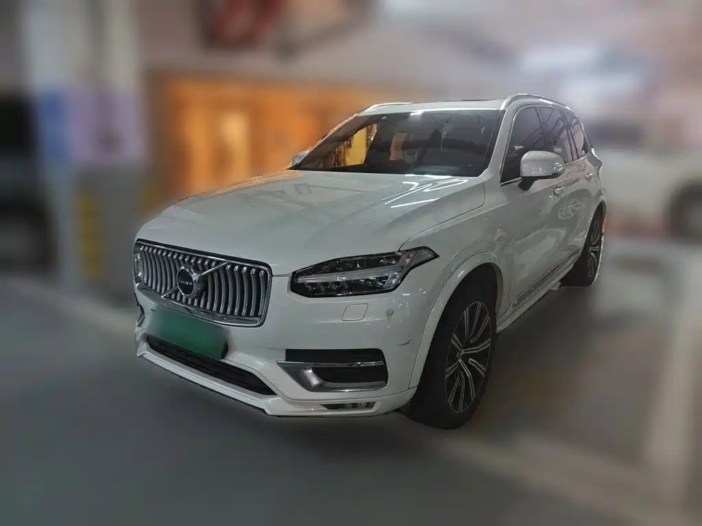 Volvo XC90 2019 — фото 1