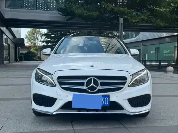 Mercedes-Benz C-Class 2018