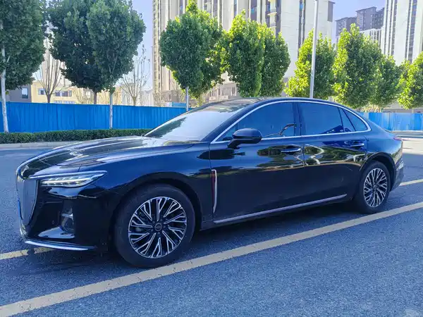 Hongqi H5 2025