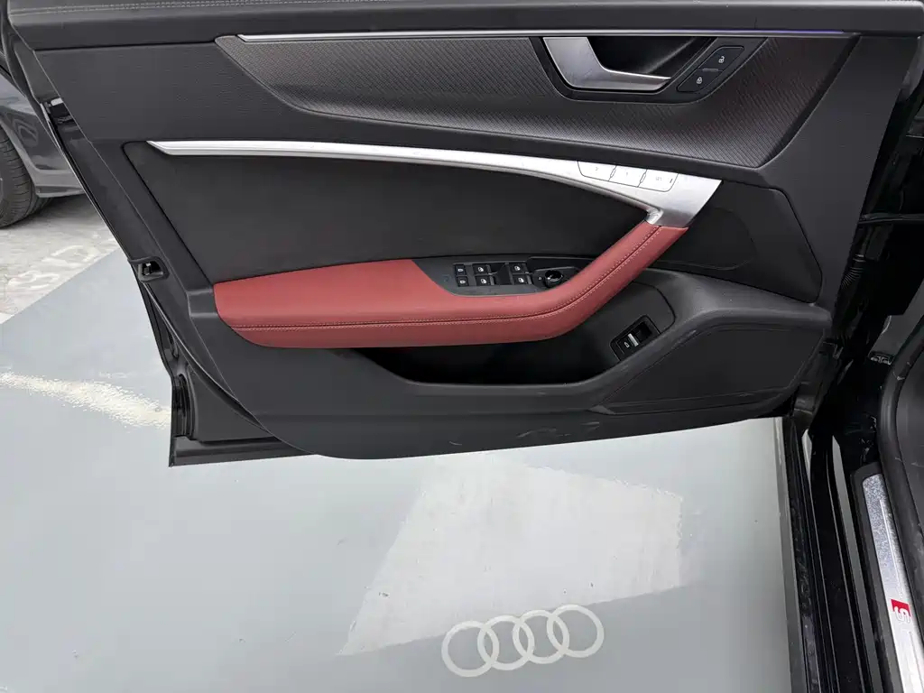Audi A7L 2024 — фото 6