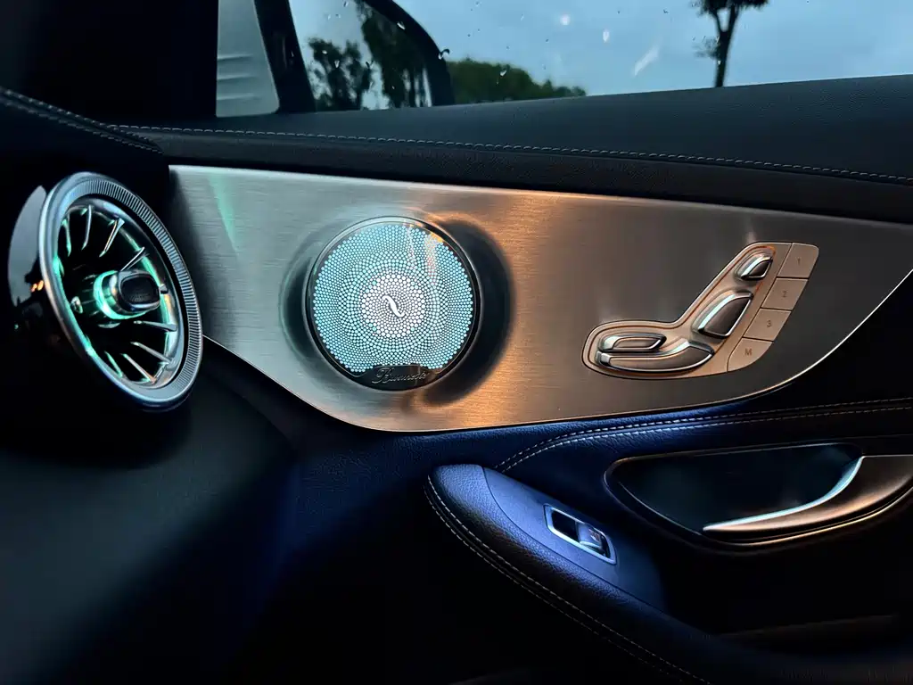 Mercedes-Benz C-Class 2017 — фото 10
