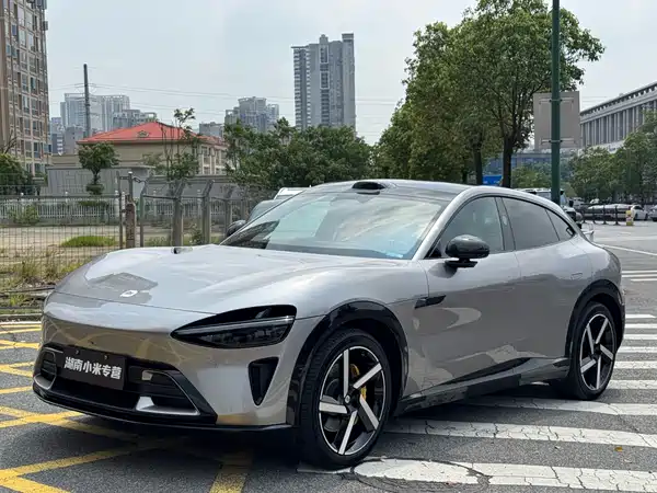 Xiaomi YU7 2025