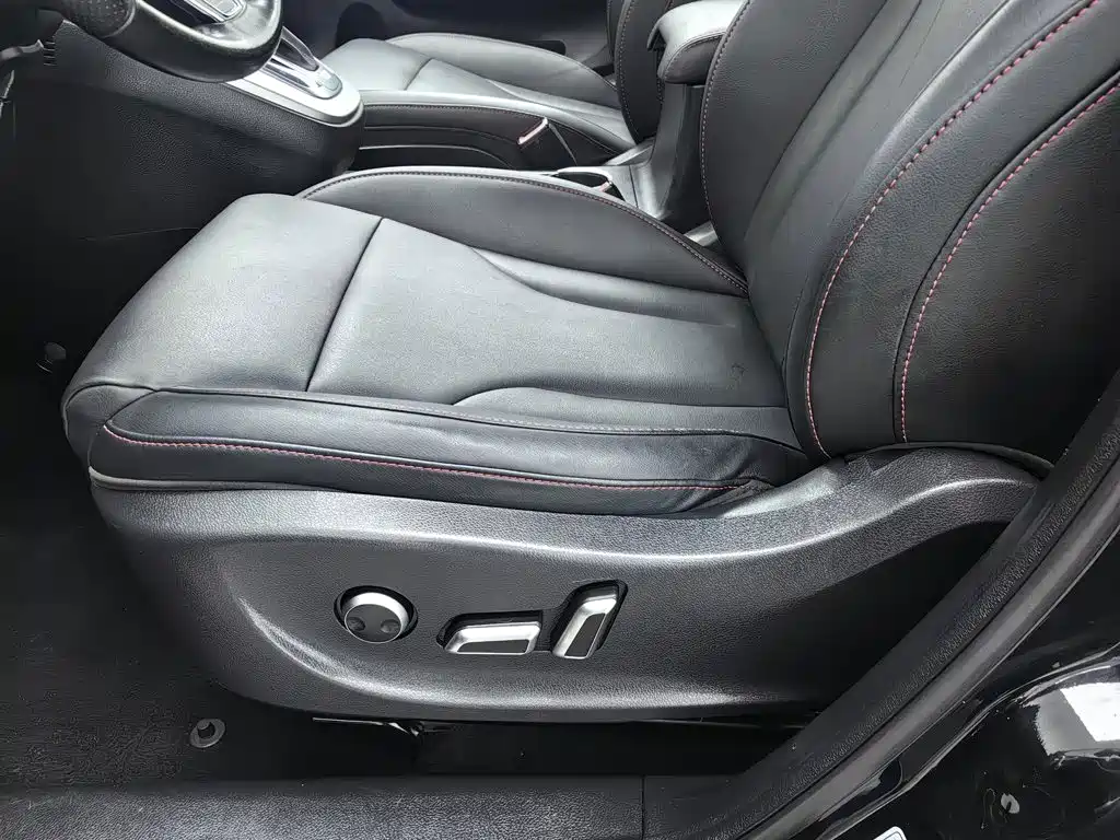 Haval H6 2015 — фото 20