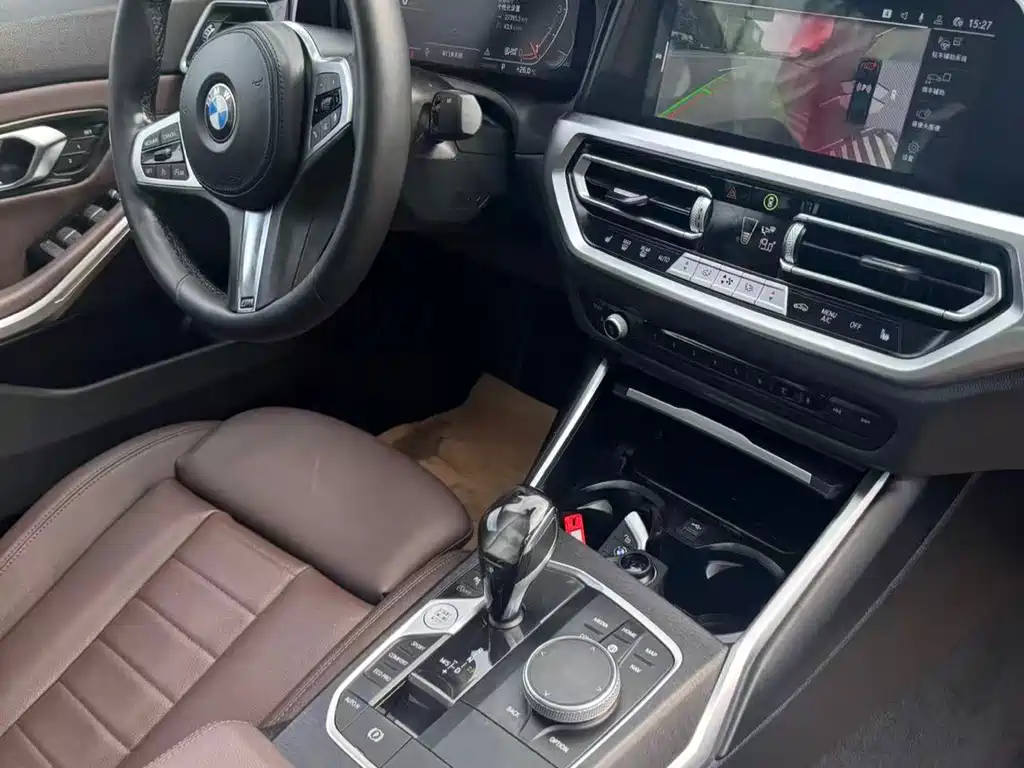 BMW 3 Series 2021 — фото 10