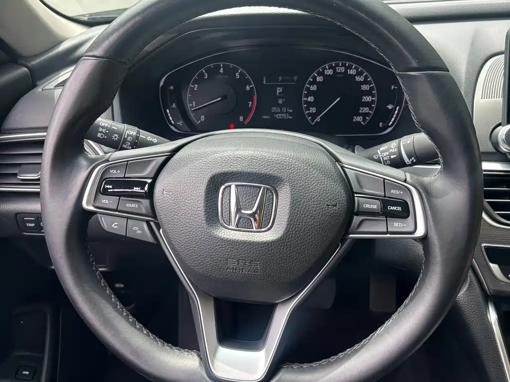 Honda Accord 2021 — фото 13