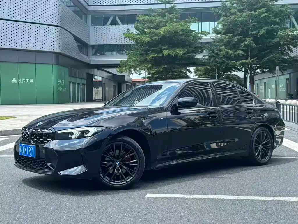 BMW 3 Series 2024