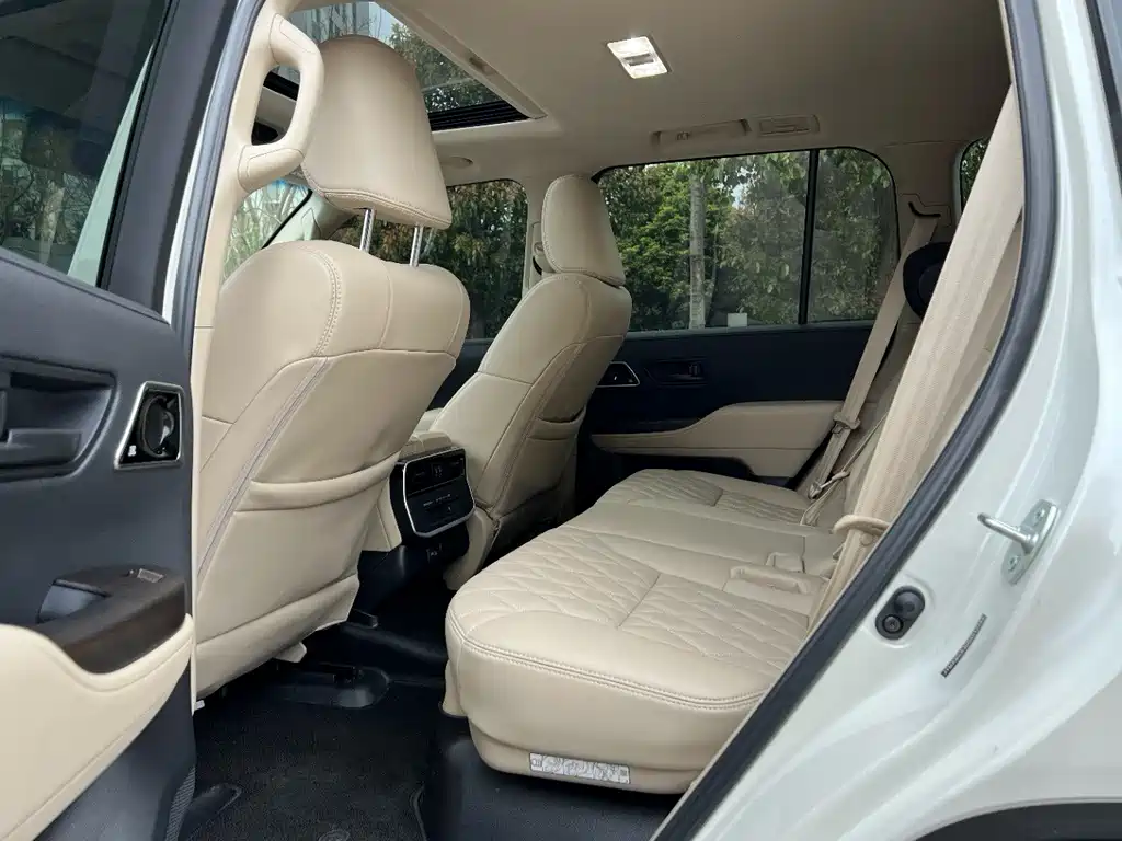 Toyota Land Cruiser 2024 — фото 12