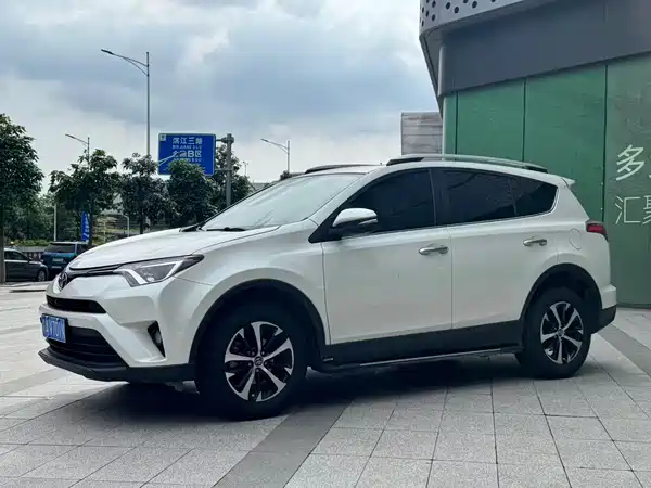 Toyota RAV4 2018