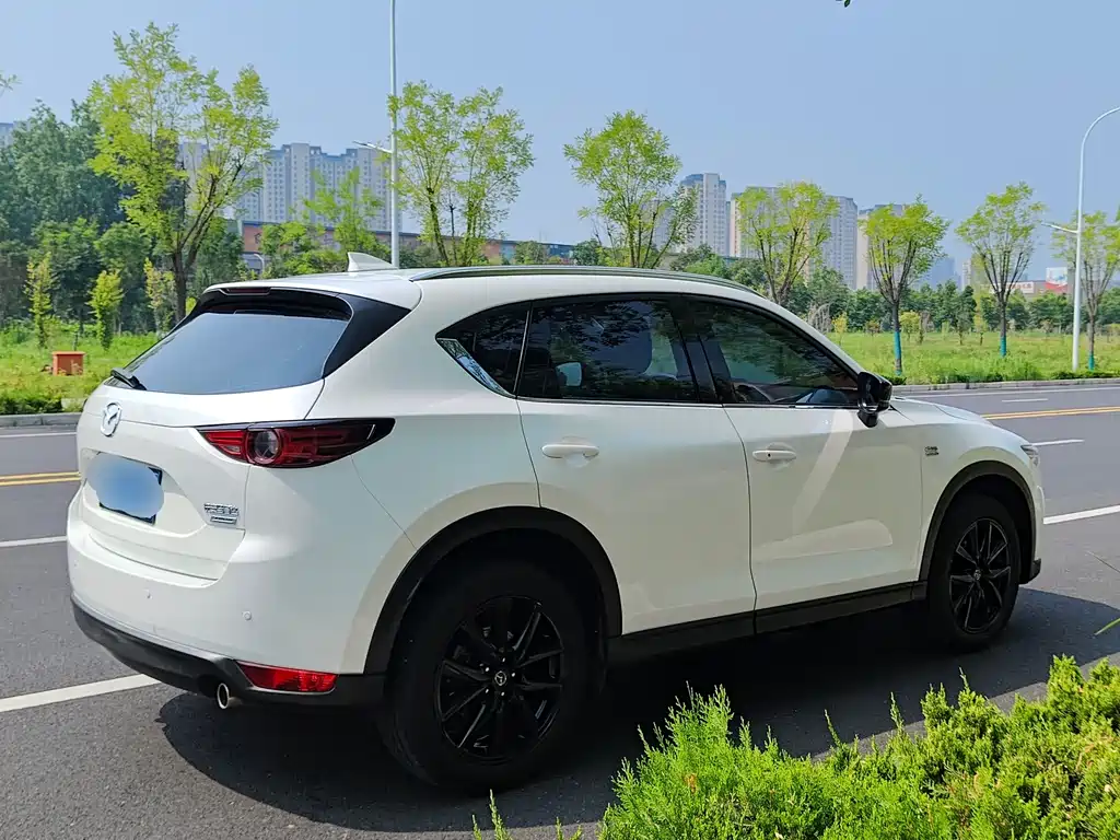 Mazda CX-5 2018 — фото 36