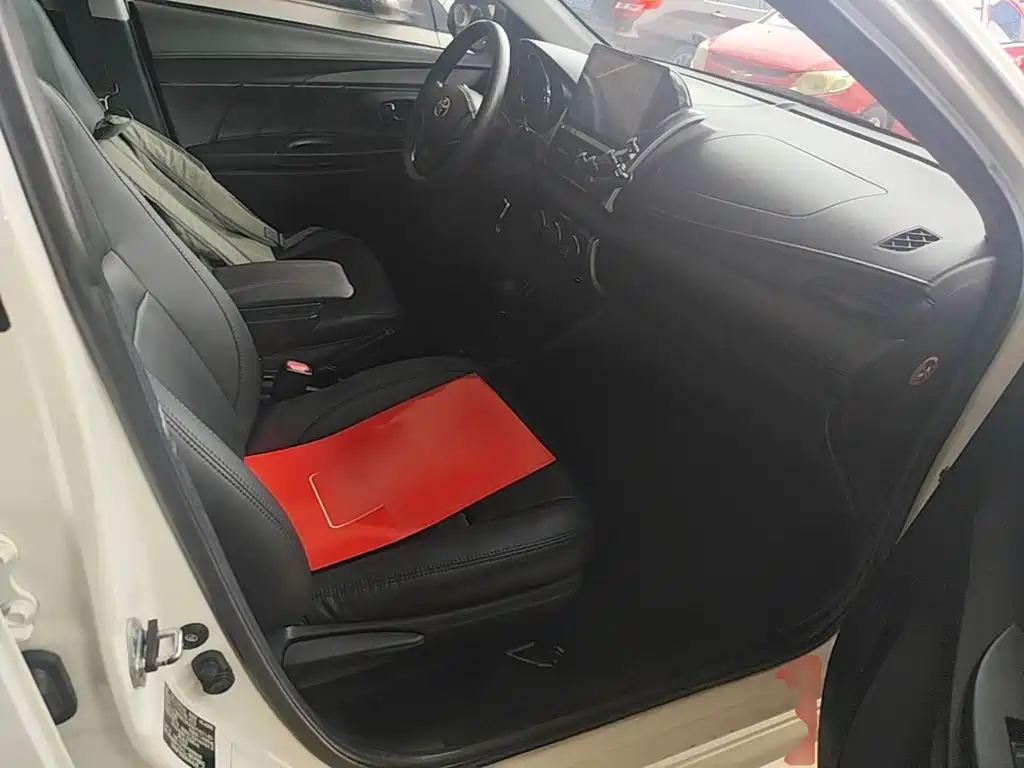Toyota Vios 2016 — фото 25