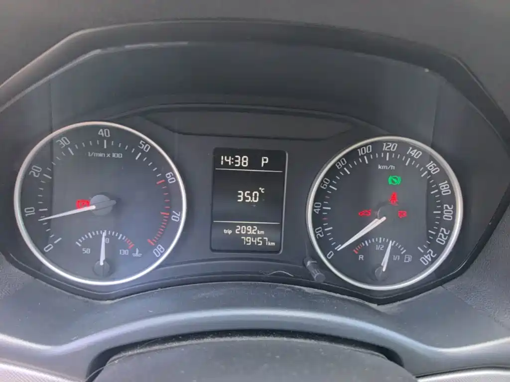 Skoda Octavia 2015 — фото 12