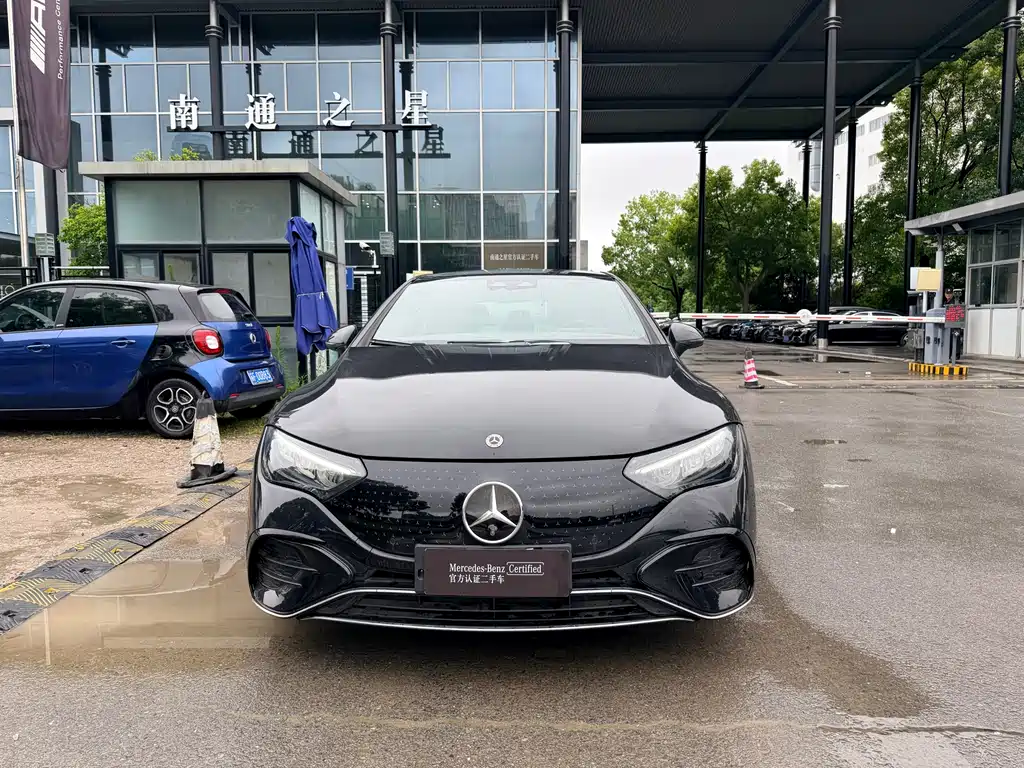 Mercedes-Benz EQE 2025