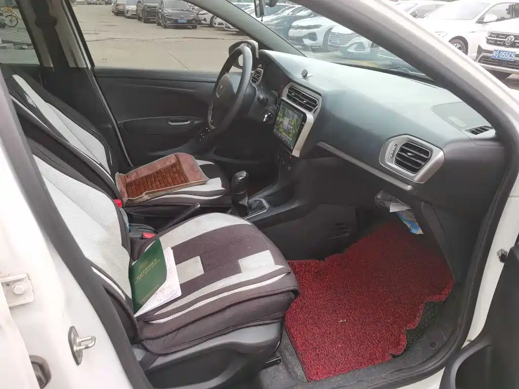 Peugeot 301 2016