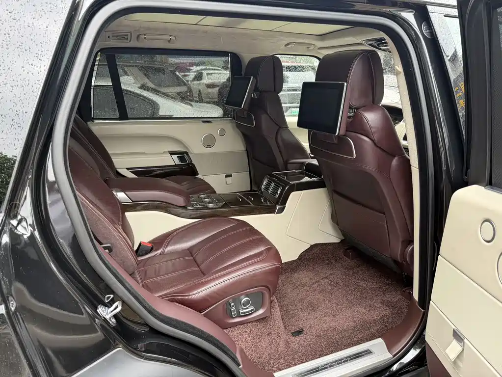 Land Rover Range Rover 2018 — фото 11
