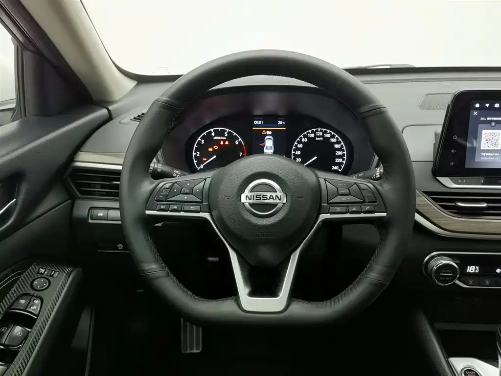 Nissan Teana 2021 — фото 11