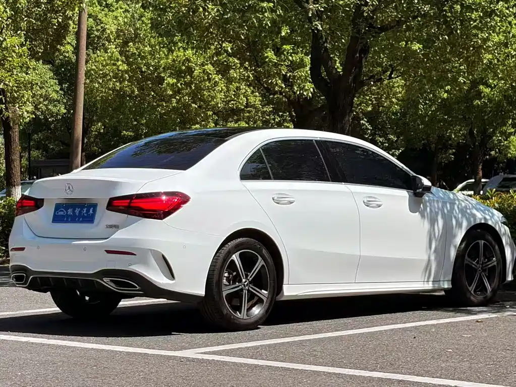 Mercedes-Benz A-Class 2023 — фото 5