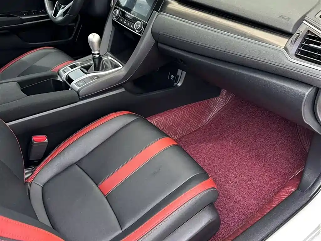 Honda Civic 2020 — фото 11