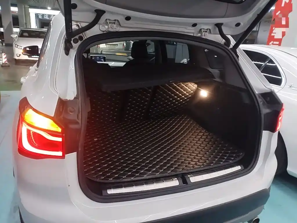 BMW X1 2018 — фото 19