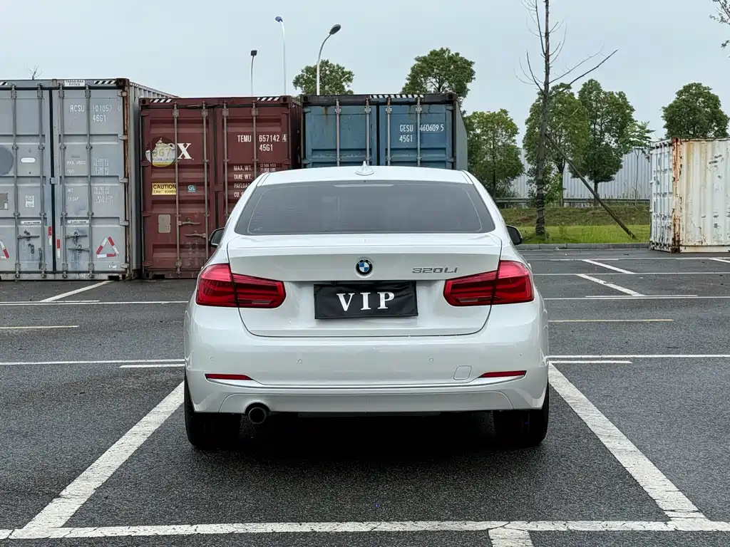 BMW 3 Series 2016