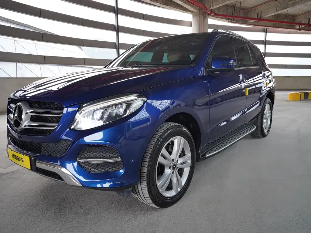 Mercedes-Benz GLE 2019 — фото 1