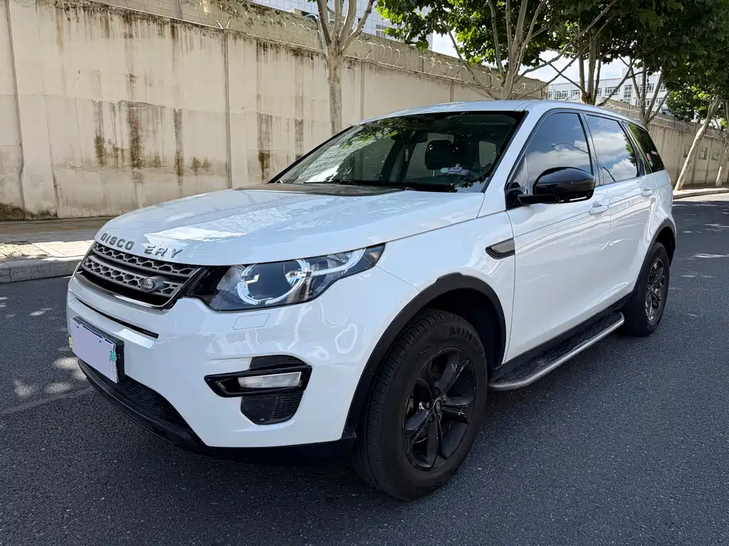 Land Rover Discovery Sport 2017 — фото 1