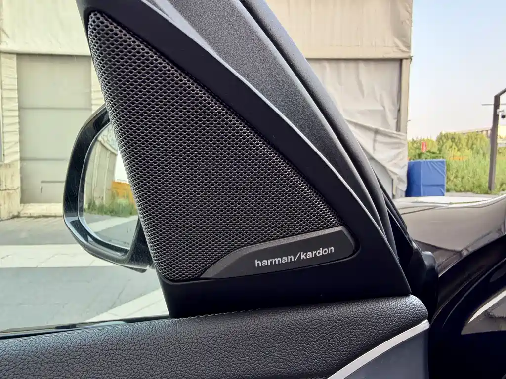 BMW X4 2020 — фото 11