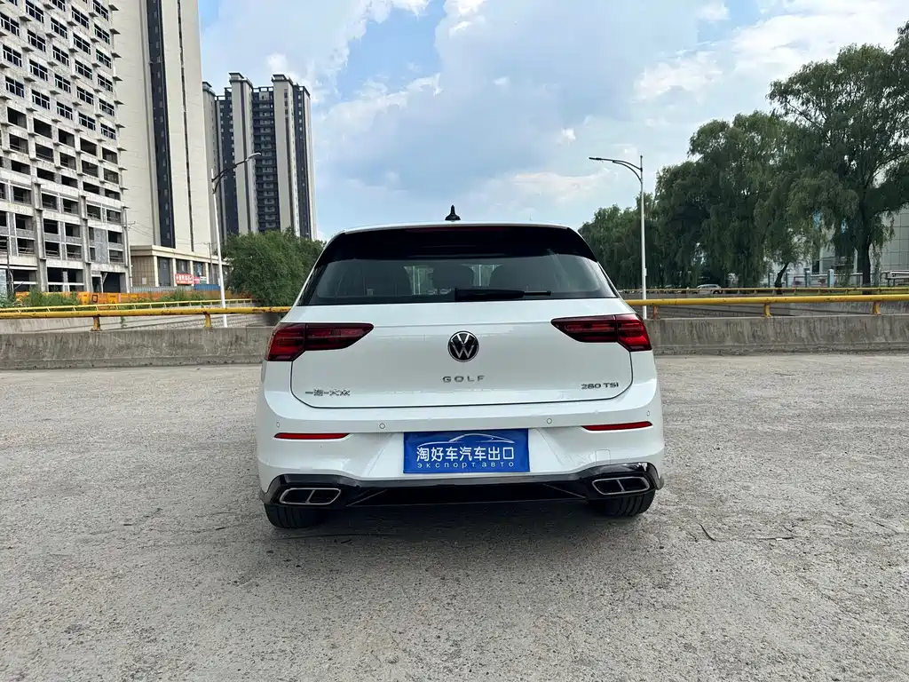 Volkswagen Golf 2022