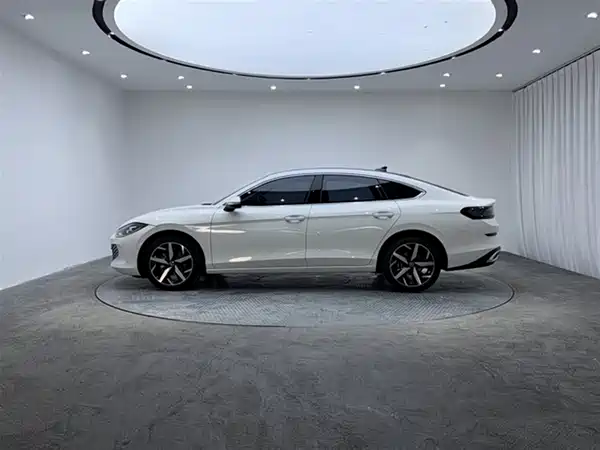 Volkswagen Lamando 2025
