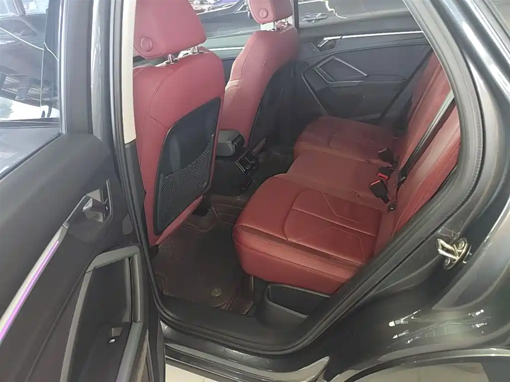 Audi Q3 Sportback 2021 — фото 17