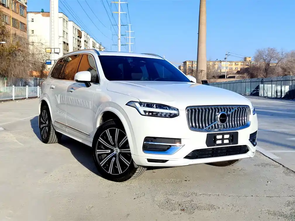 Volvo XC90 2024 — фото 3