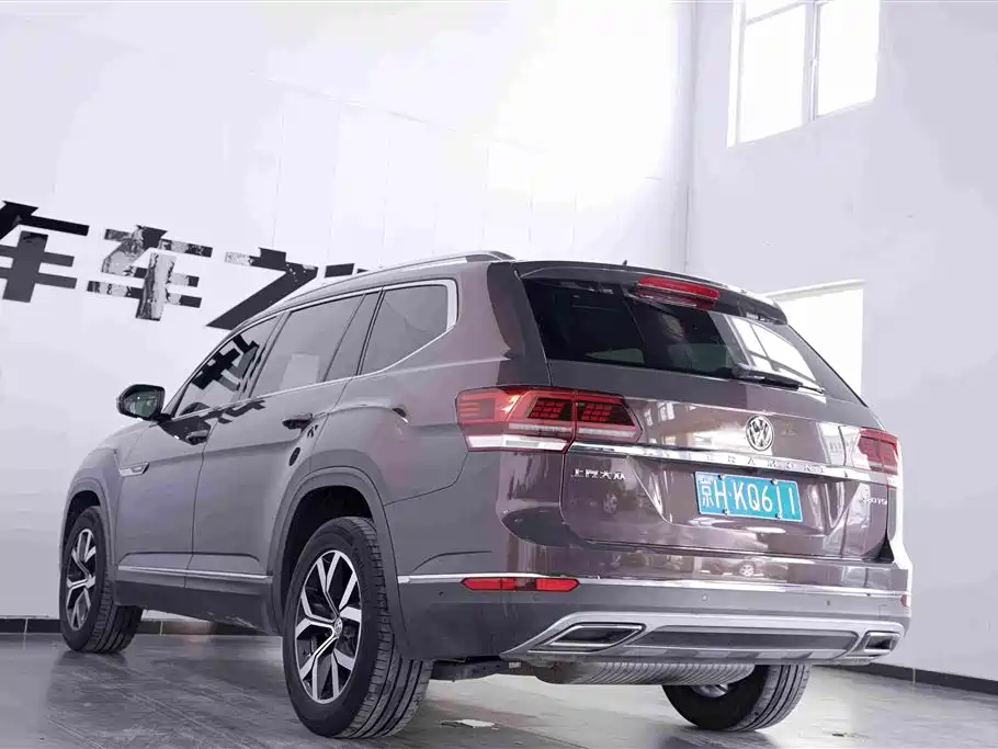 Volkswagen Teramont 2018 — фото 25