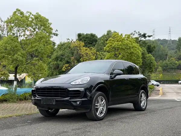 Porsche Cayenne 2016