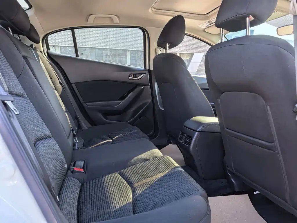 Mazda 3 Axela 2019