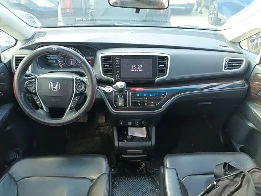 Honda Odyssey 2021 — фото 10